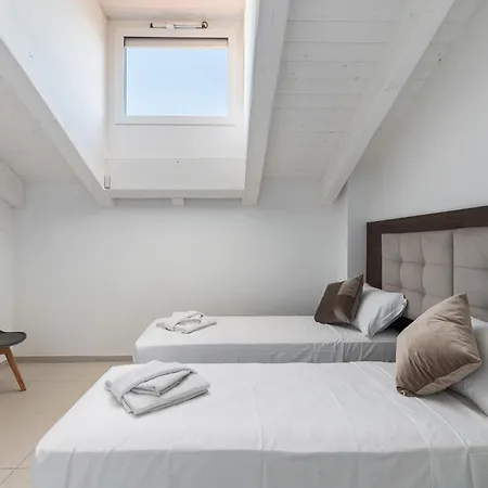 Le Dodici Porte - De Maria 7 By District Апартаменты Болонья