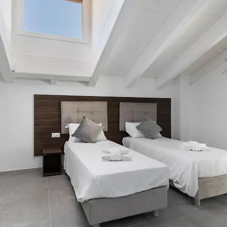 Le Dodici Porte - De Maria 7 By District *