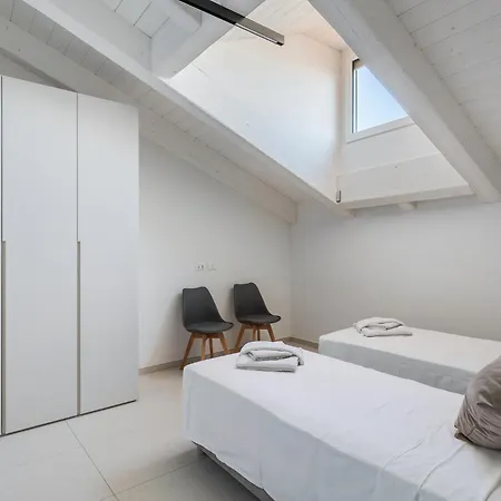 Apartman Le Dodici Porte - De Maria 7 By District *