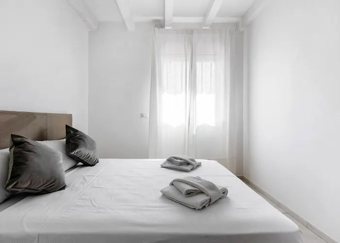 Le Dodici Porte - De Maria 7 By District * بولونيا